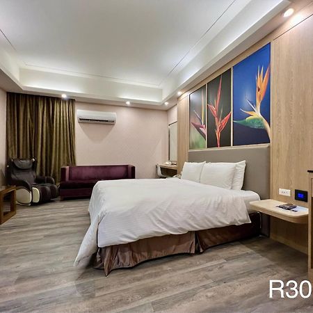 Cigar Motel Тайнан Екстериор снимка