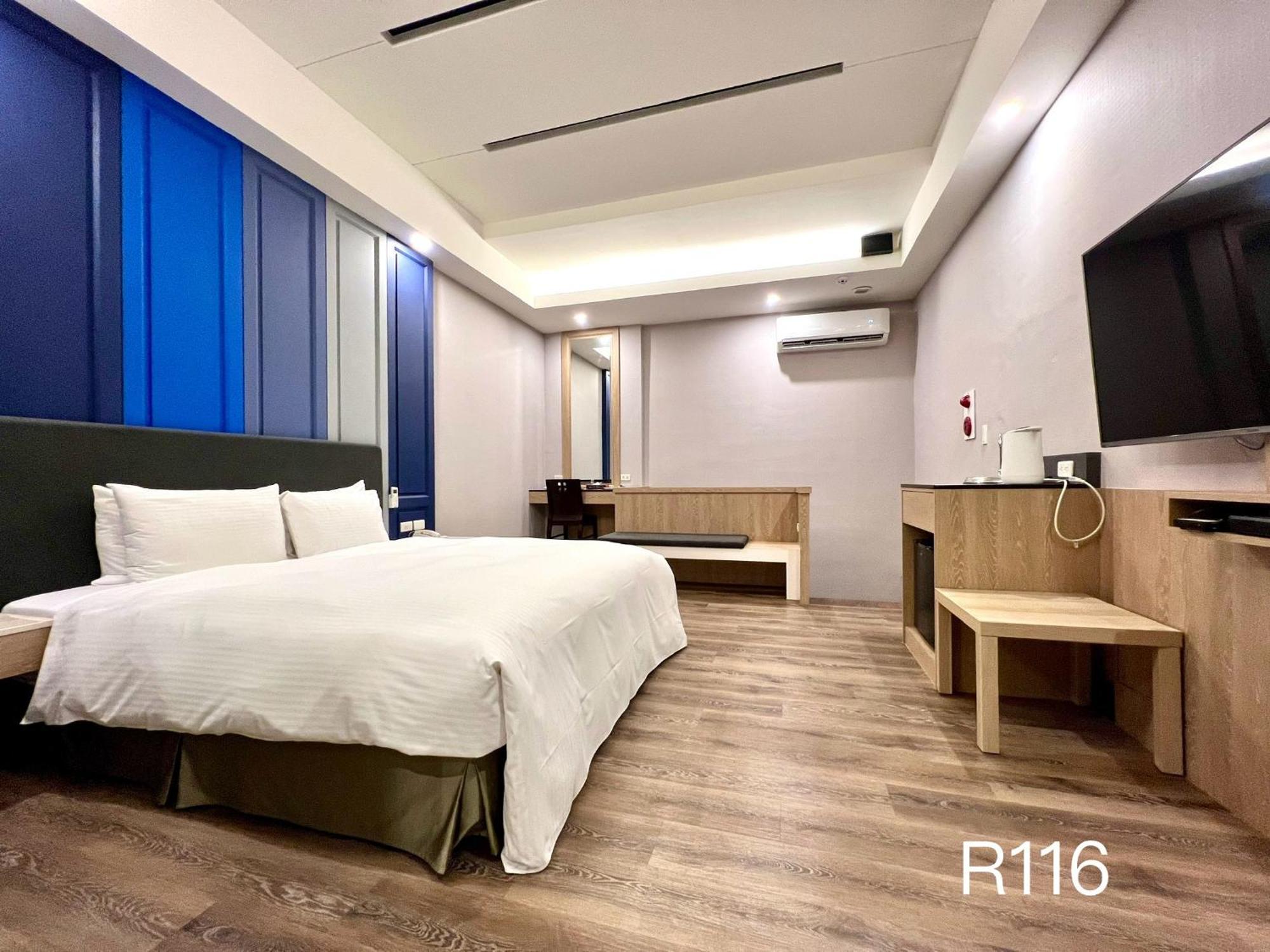 Cigar Motel Тайнан Екстериор снимка