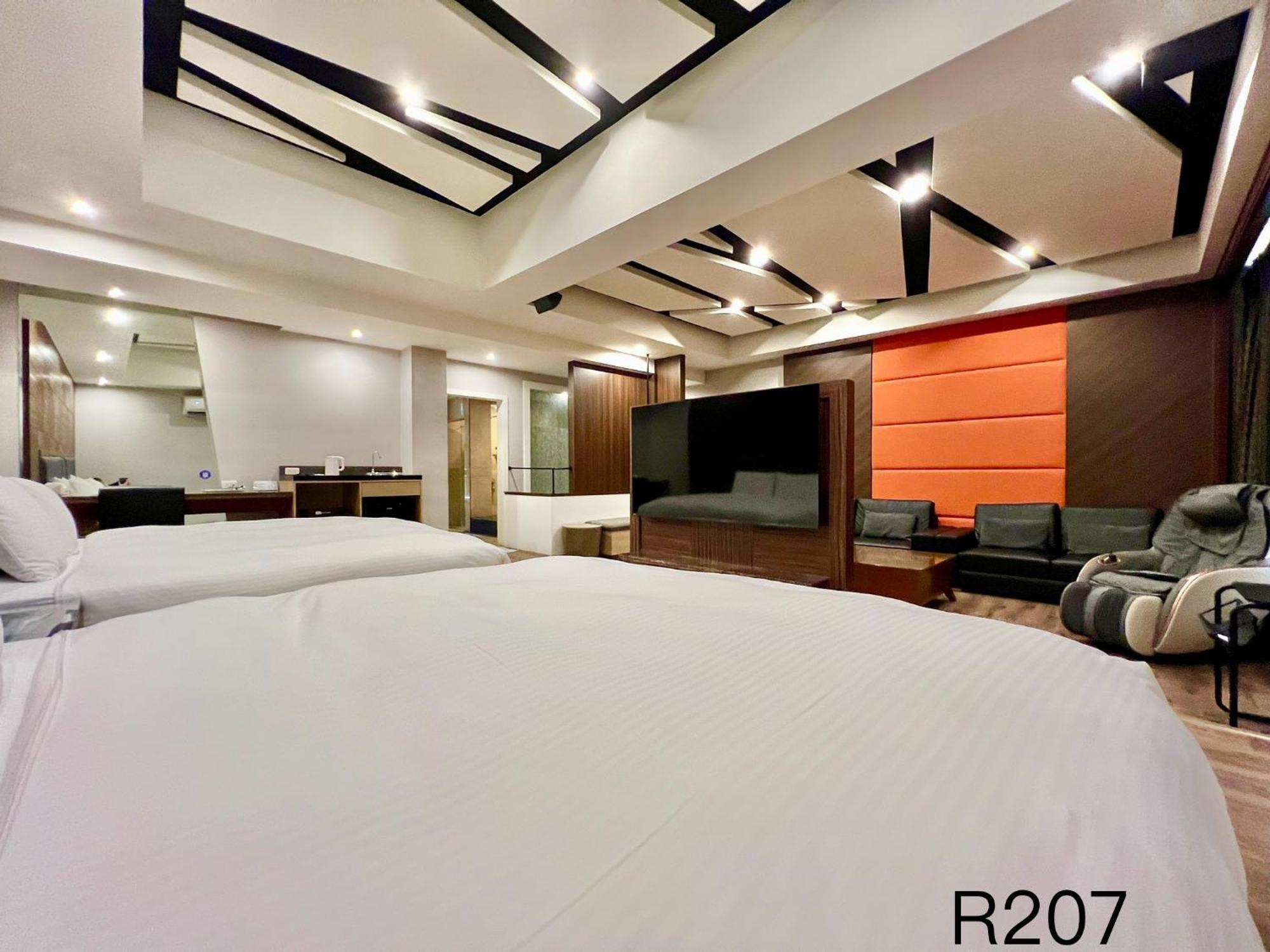 Cigar Motel Тайнан Екстериор снимка