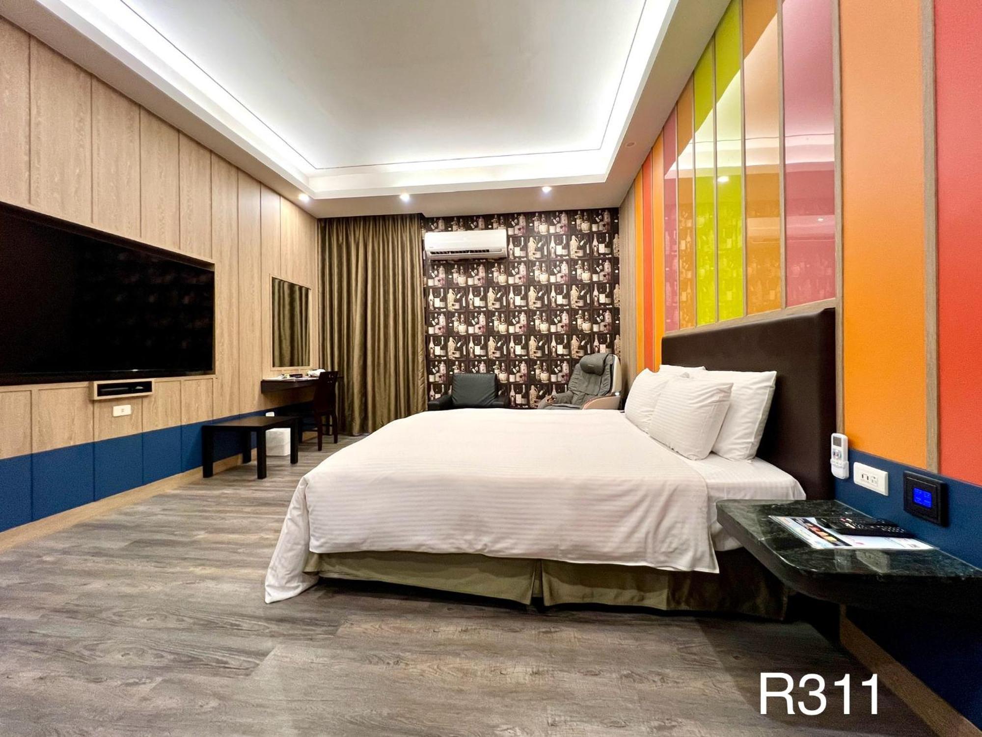 Cigar Motel Тайнан Екстериор снимка