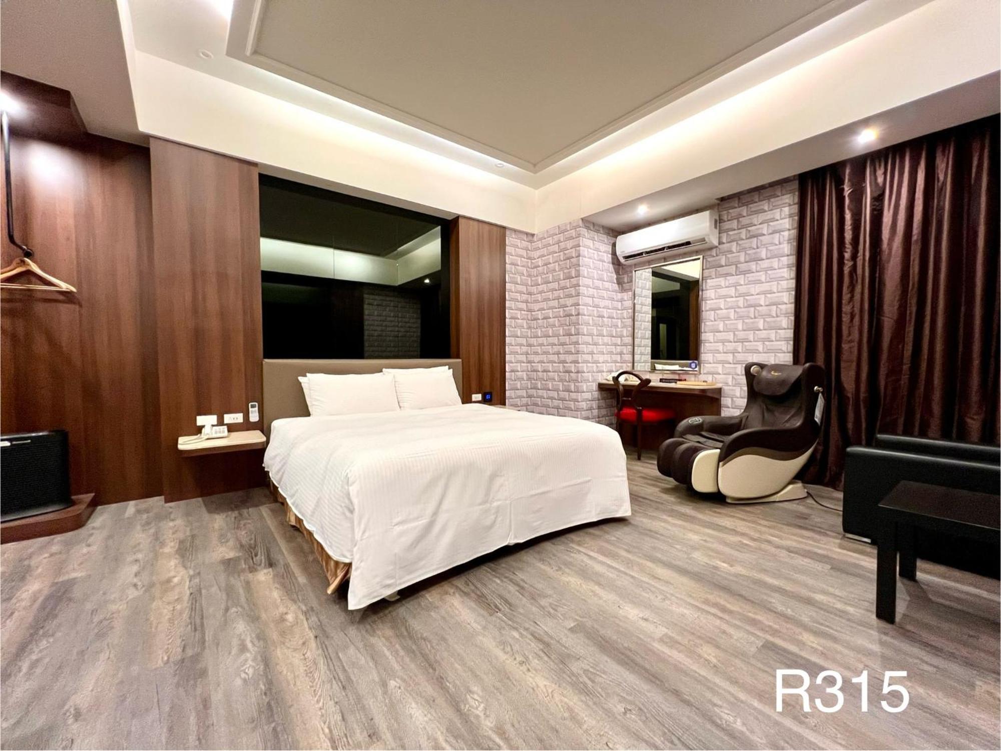 Cigar Motel Тайнан Екстериор снимка