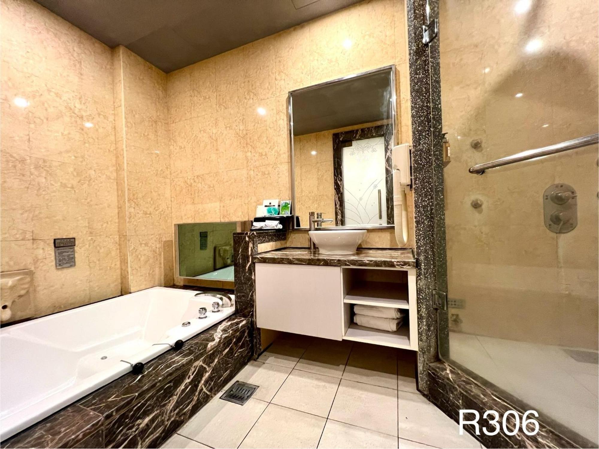 Cigar Motel Тайнан Екстериор снимка