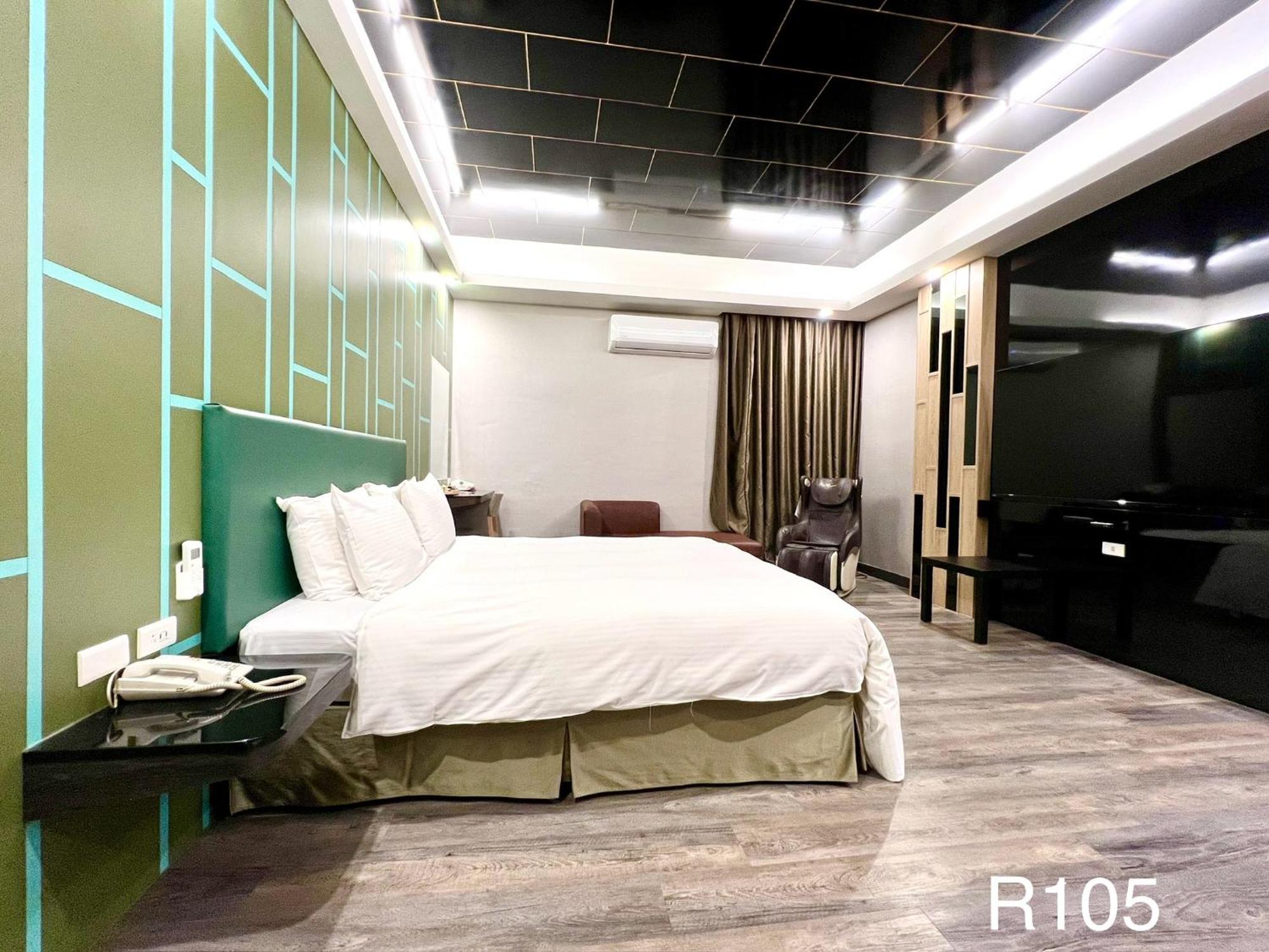 Cigar Motel Тайнан Екстериор снимка