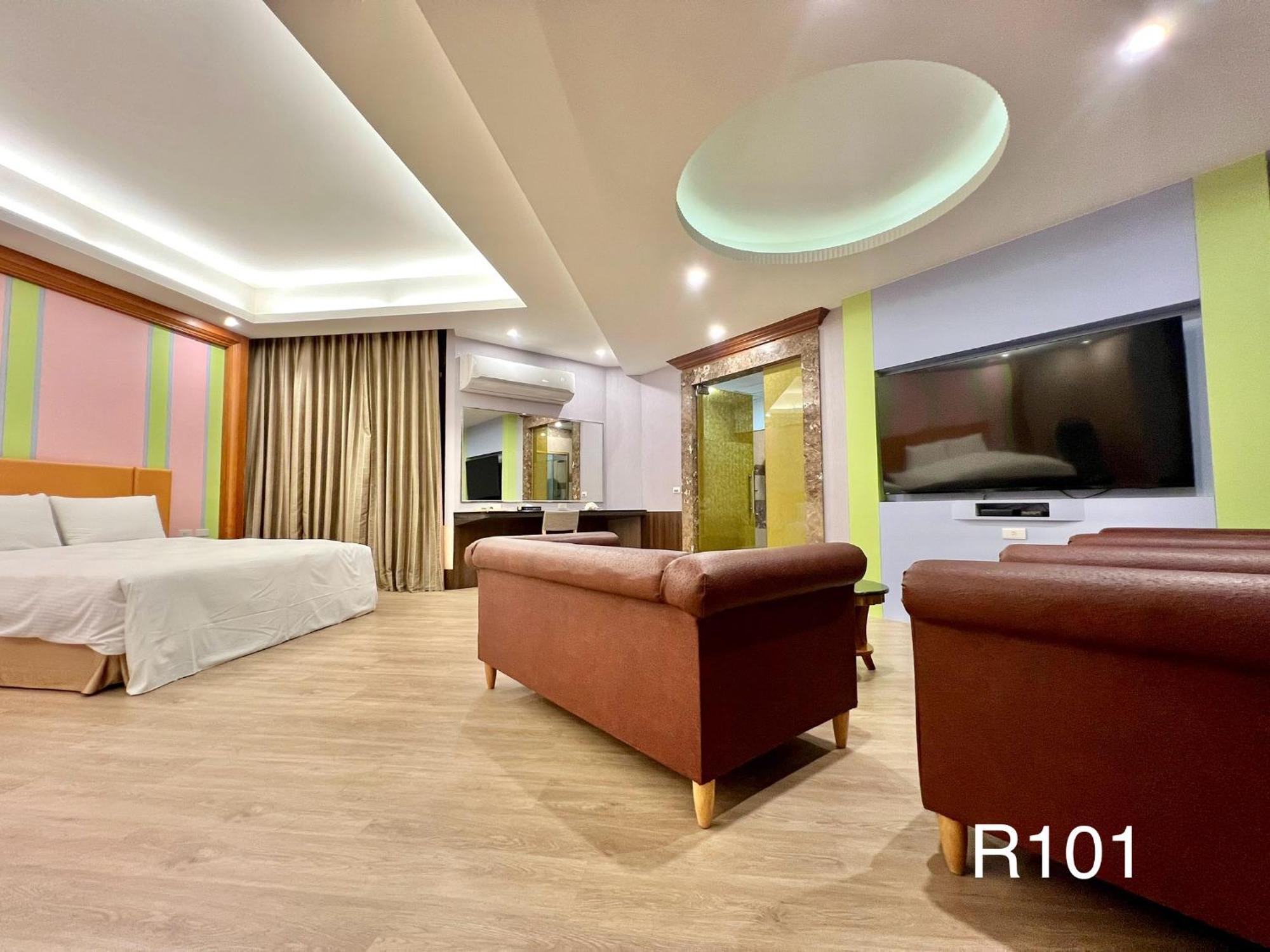 Cigar Motel Тайнан Екстериор снимка