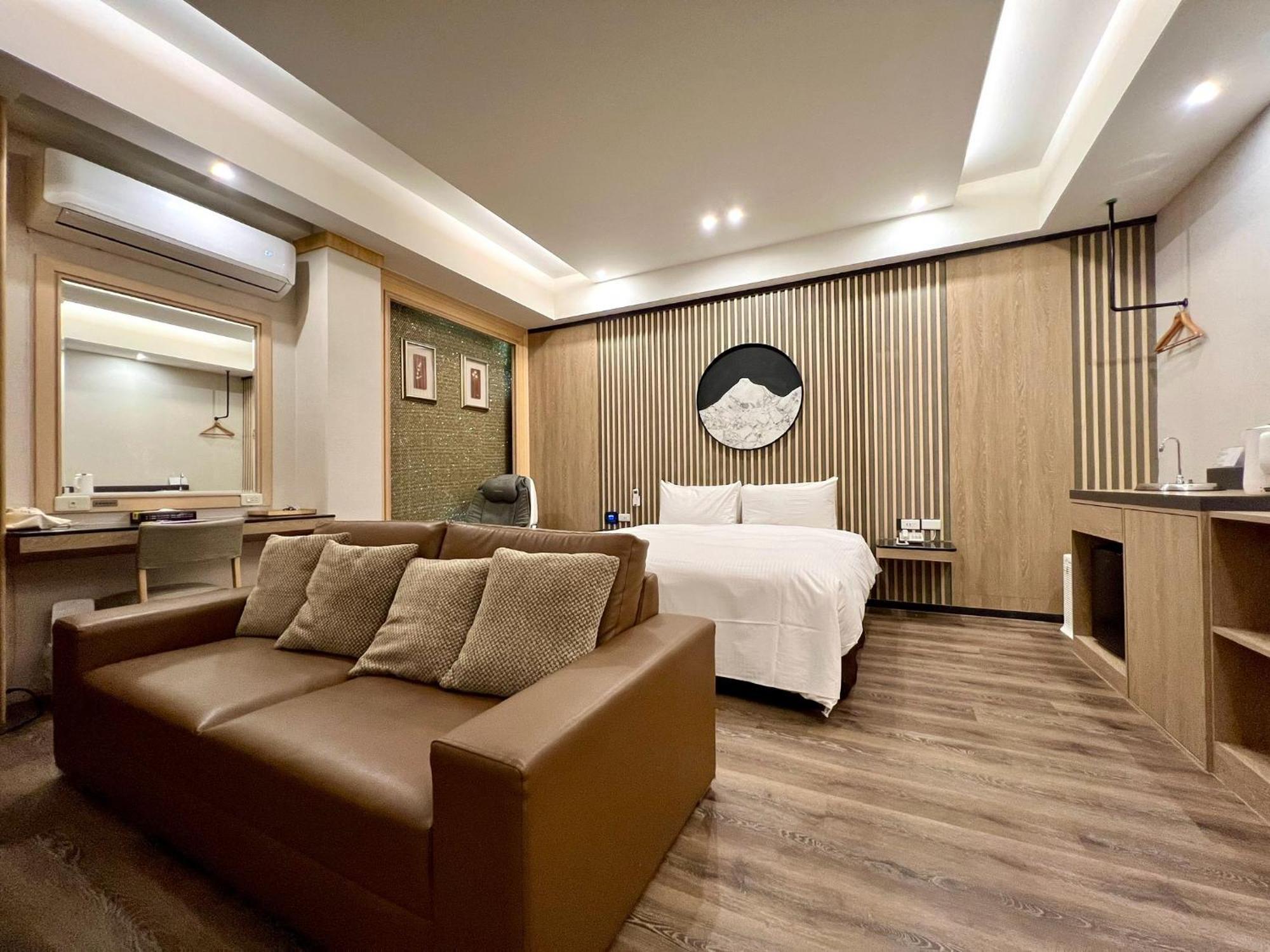 Cigar Motel Тайнан Екстериор снимка