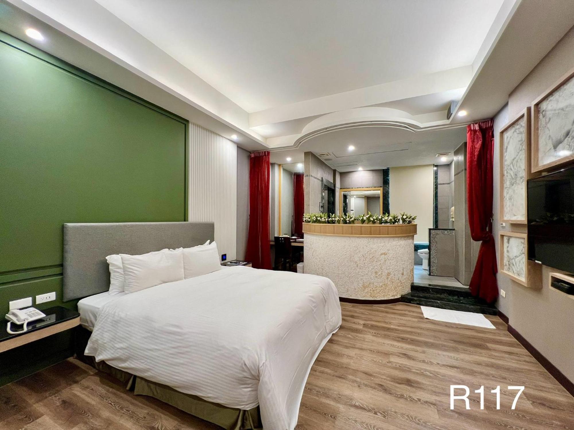 Cigar Motel Тайнан Екстериор снимка