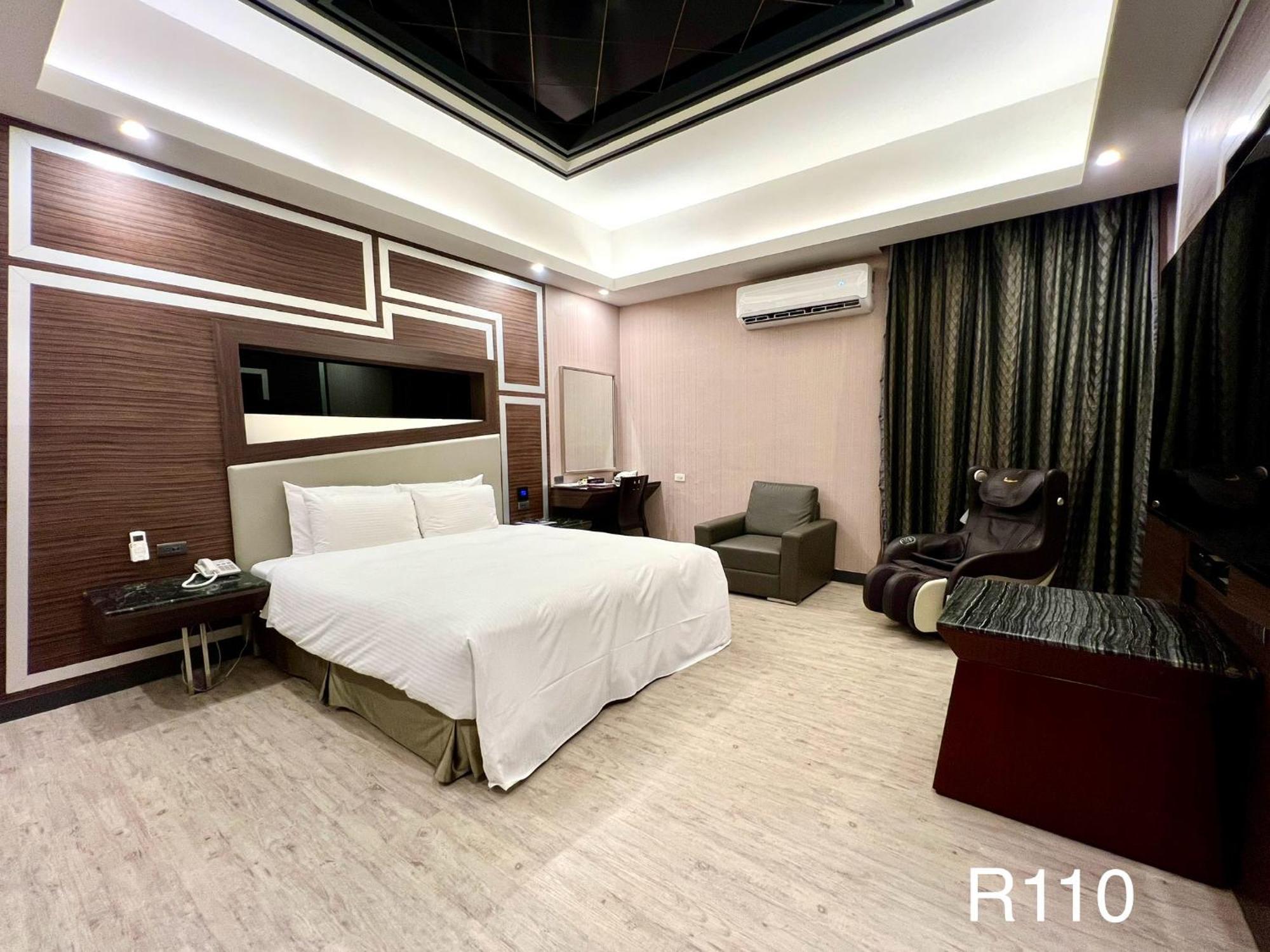 Cigar Motel Тайнан Екстериор снимка