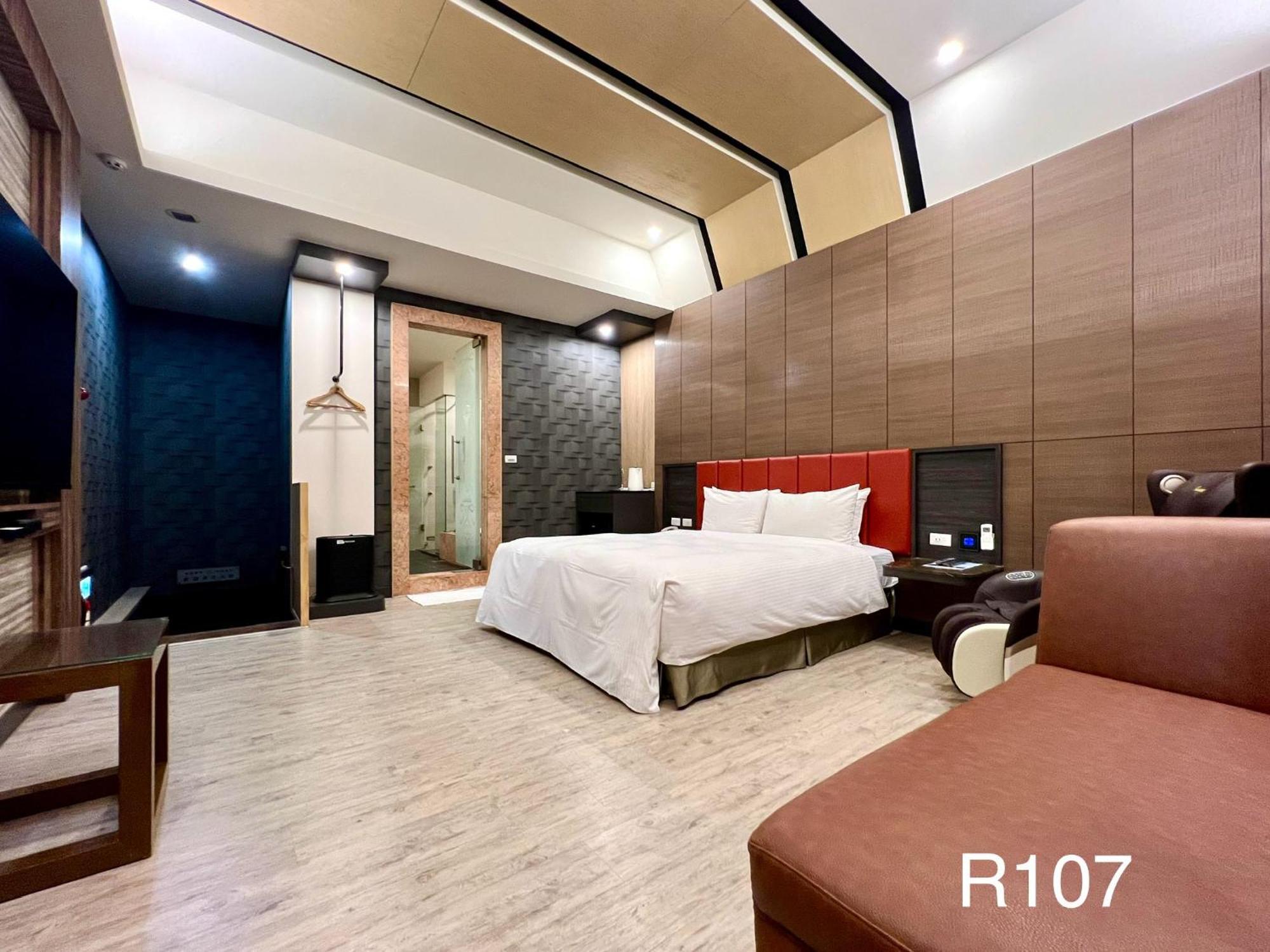 Cigar Motel Тайнан Екстериор снимка