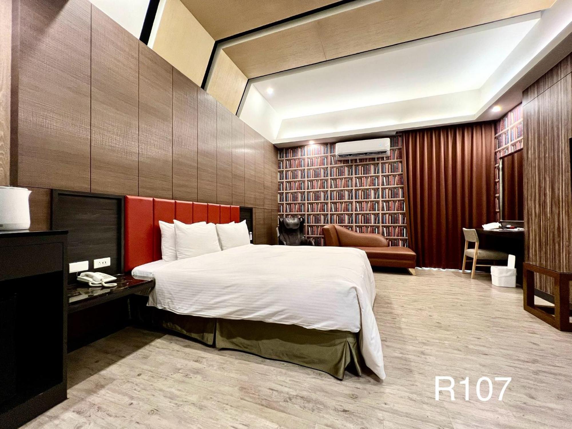 Cigar Motel Тайнан Екстериор снимка