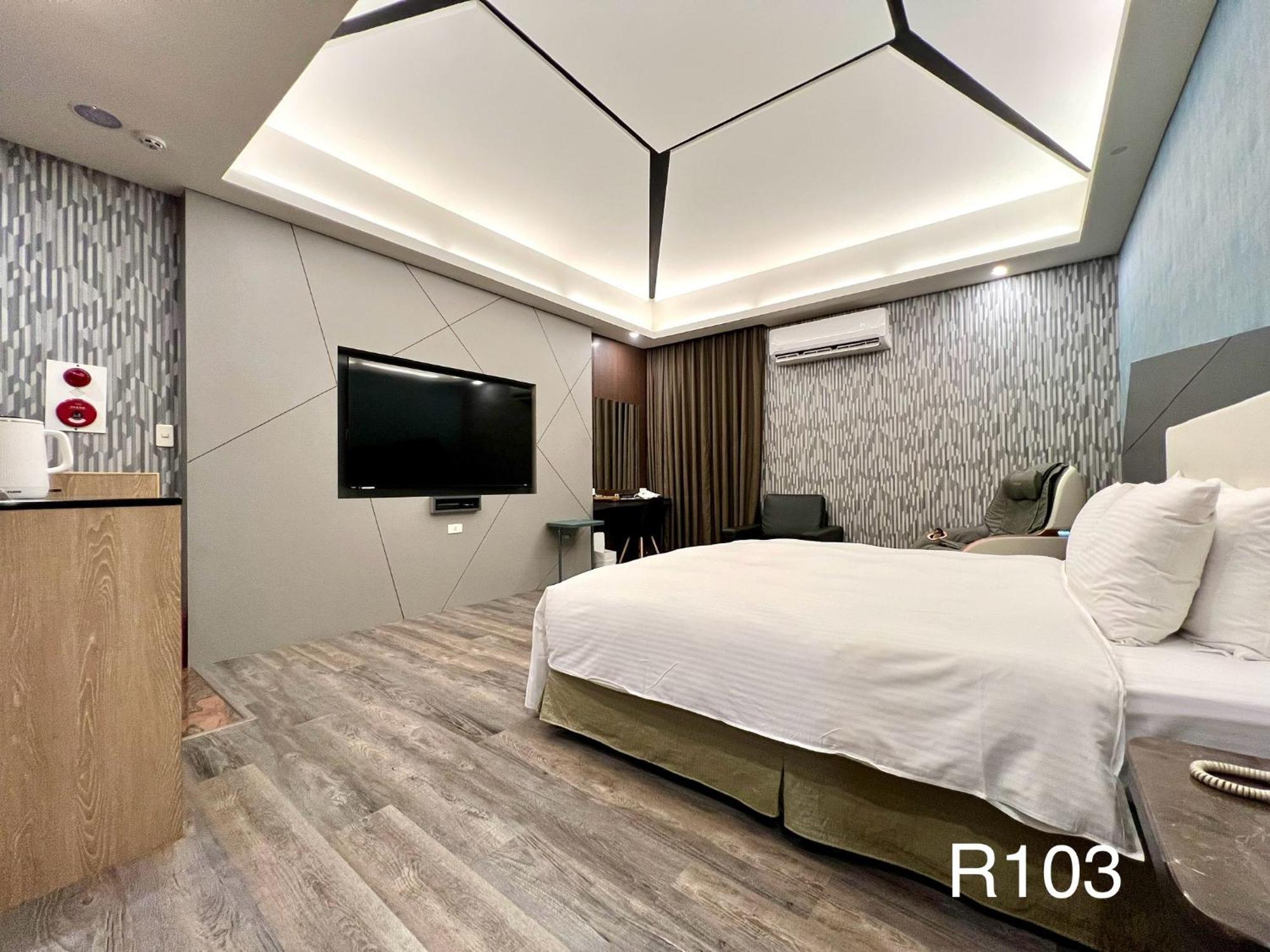 Cigar Motel Тайнан Екстериор снимка