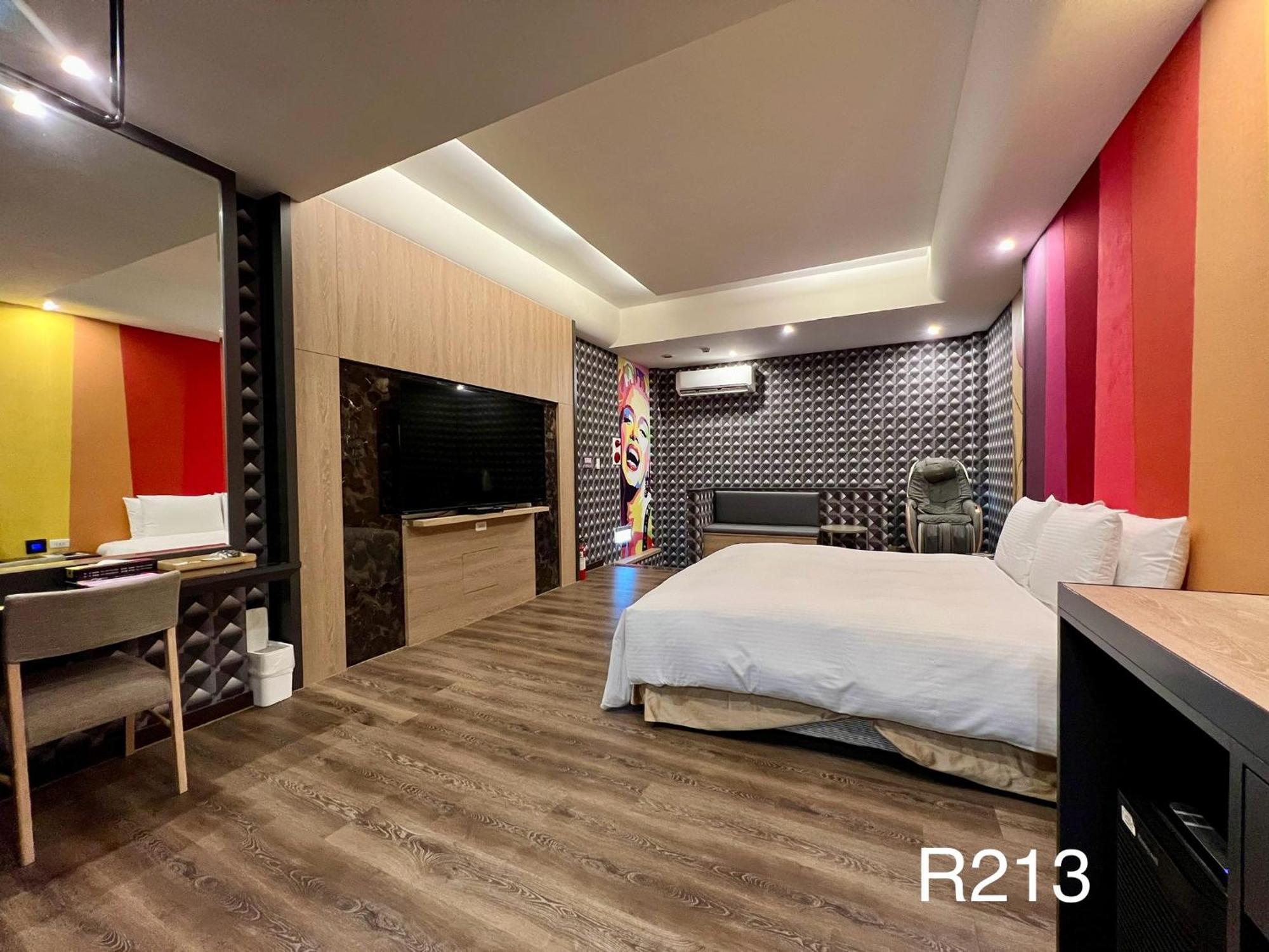 Cigar Motel Тайнан Екстериор снимка
