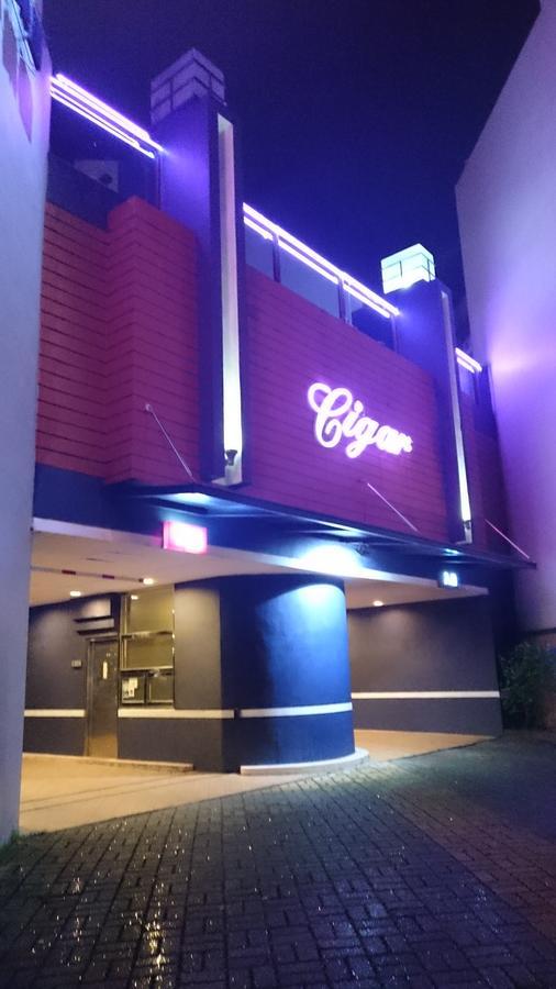 Cigar Motel Тайнан Екстериор снимка
